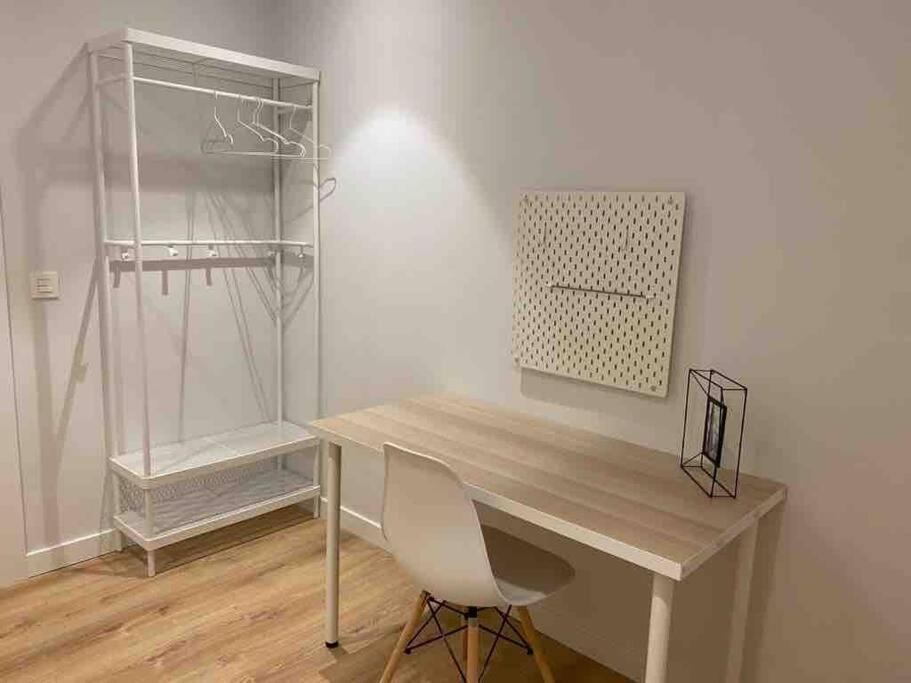 Apartamento A Estrenar En Centro Gijon. Fibra-Tv Esterno foto